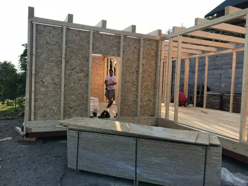 Výstavba modulového domu – fáze 4